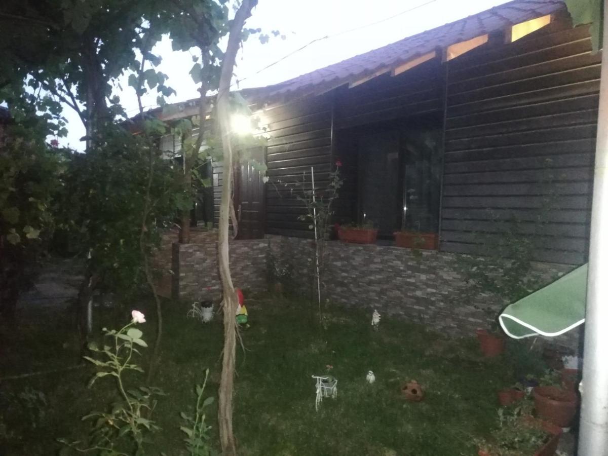 Villa Quiet Nook House Kalofer Esterno foto